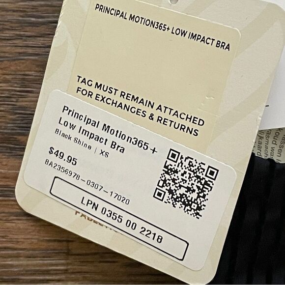 NWT FABLETICS Principal Motion365+ Low Impact Bra Black Shine Size XS - Picture 11 of 11